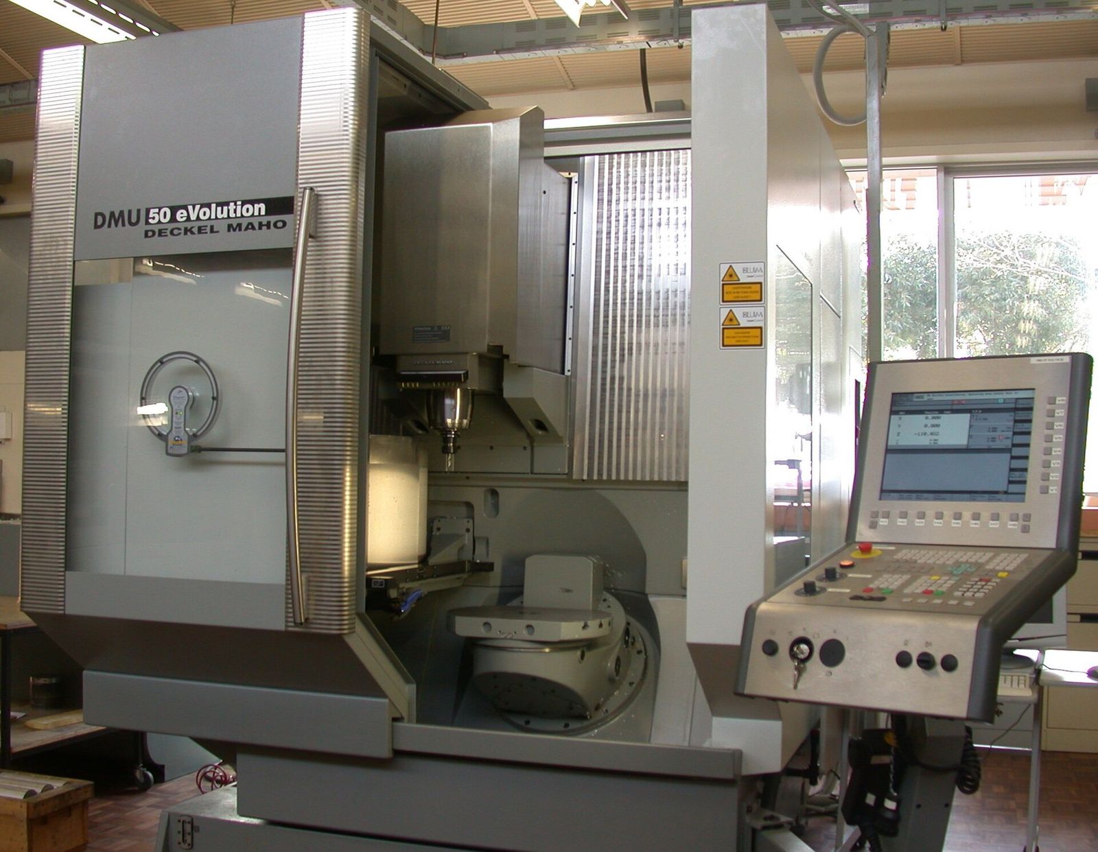 5-axis CNC tool grinding center